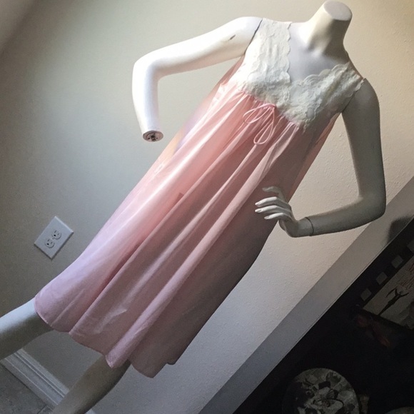 Lorraine PINK VINTAGE SLEEPWEAR SIZE MEDIUM - Picture 3 of 5
